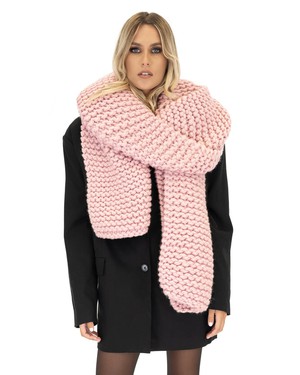Straight Ribbed Chunky Scarf - Pink from Urbankissed