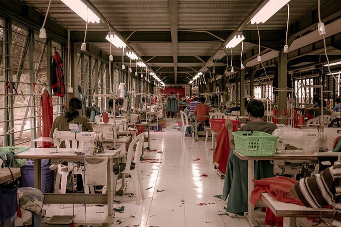 fast fashion fabriek
