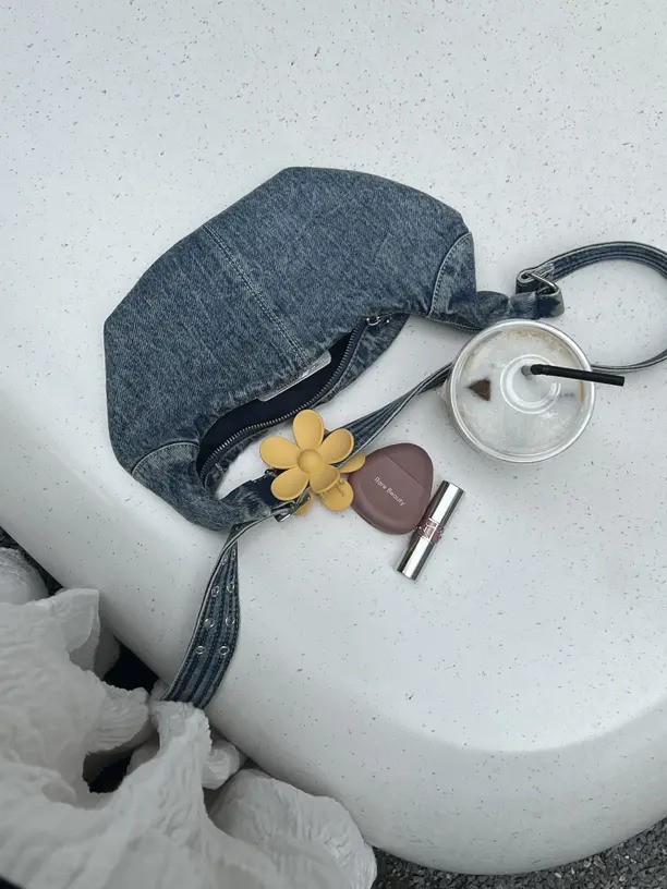 Fanny Pack: Alles over deze handige en trendy tasjes