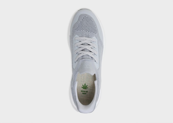 Runners for Women in Grey from 8000kicks