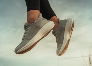 Runners for Women in Grey from 8000kicks