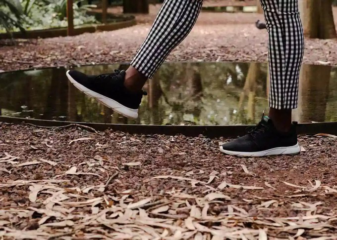 Explorer V2 for Women Black and White from 8000kicks