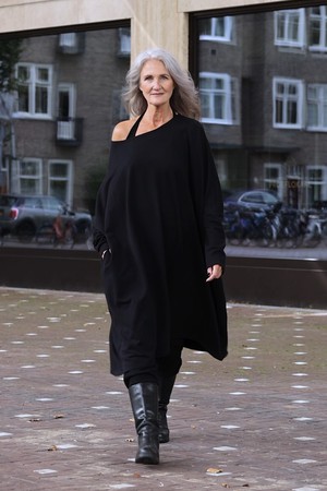 Trui-jurk (ronde hals) from Aimmea