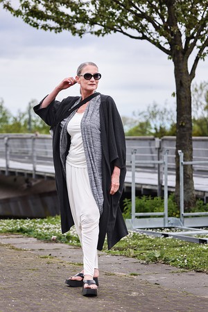 Shrug vestje (wafel of viscose) from Aimmea