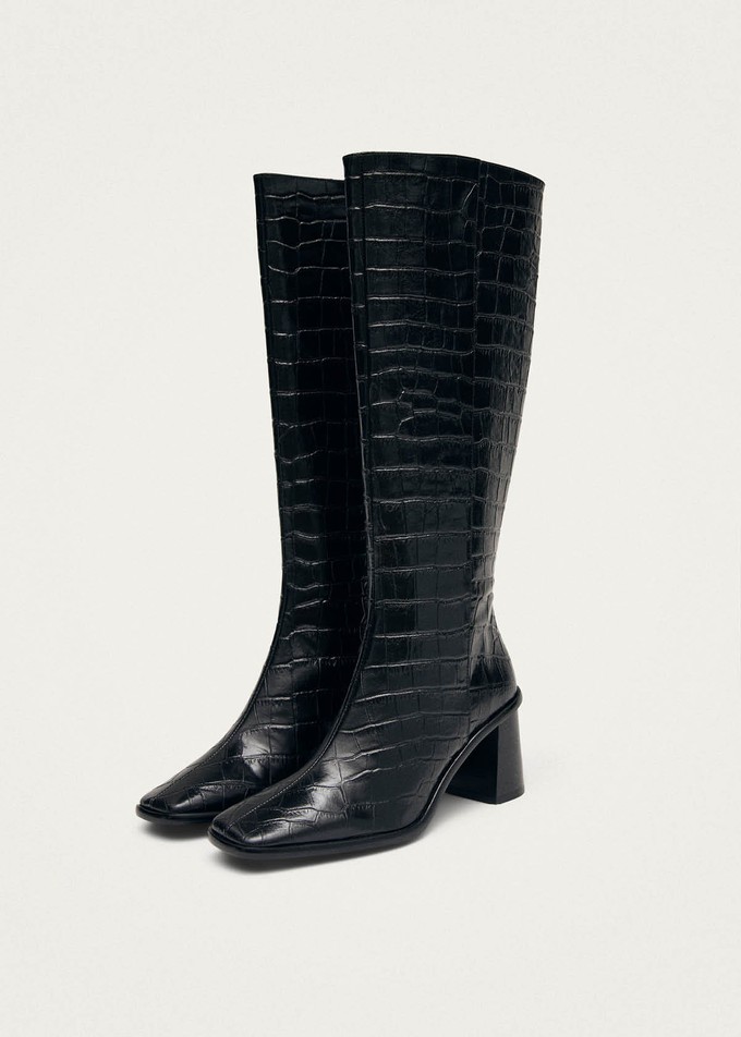 East Alli Total Black Leather Boots from Alohas