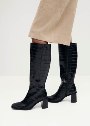 East Alli Total Black Leather Boots from Alohas