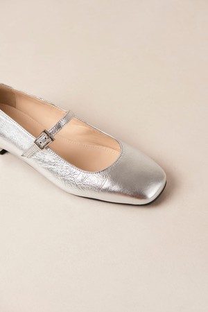 Por Do Sol Shimmer Silver Leather Ballet Flats from Alohas