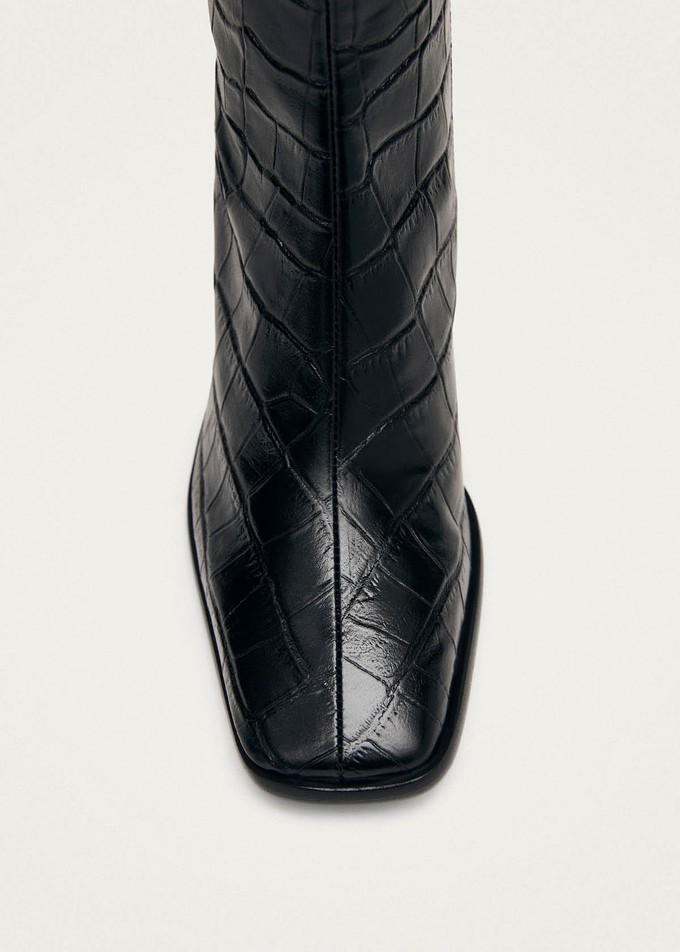East Alli Total Black Leather Boots from Alohas