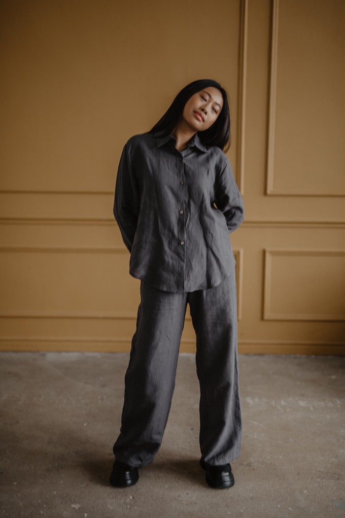 Odense casual linen shirt in Charcoal from AmourLinen