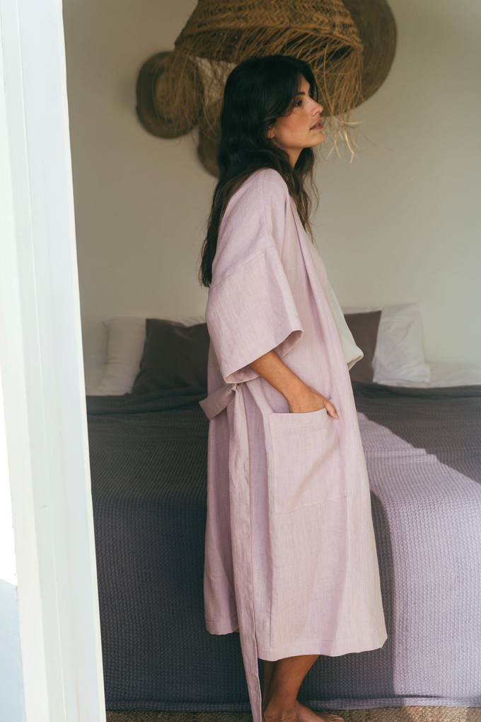 Midnight linen bathrobe in Dusty Rose from AmourLinen