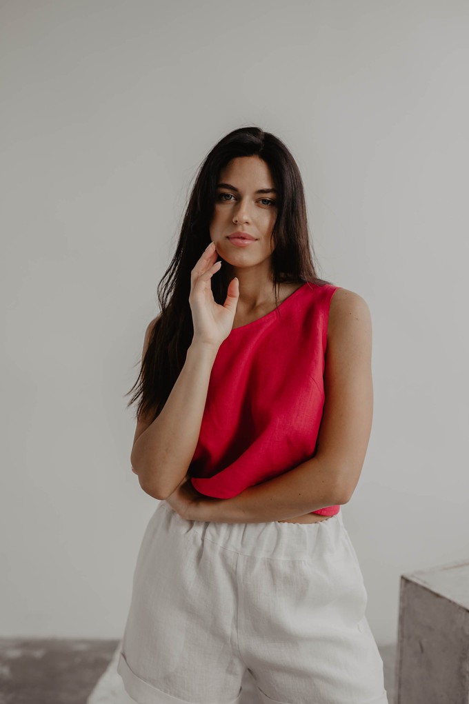 Ella pinafore linen top in Viva Magenta from AmourLinen