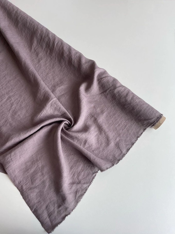 Dusty Lavender 95" / 240 cm linen fabric from AmourLinen
