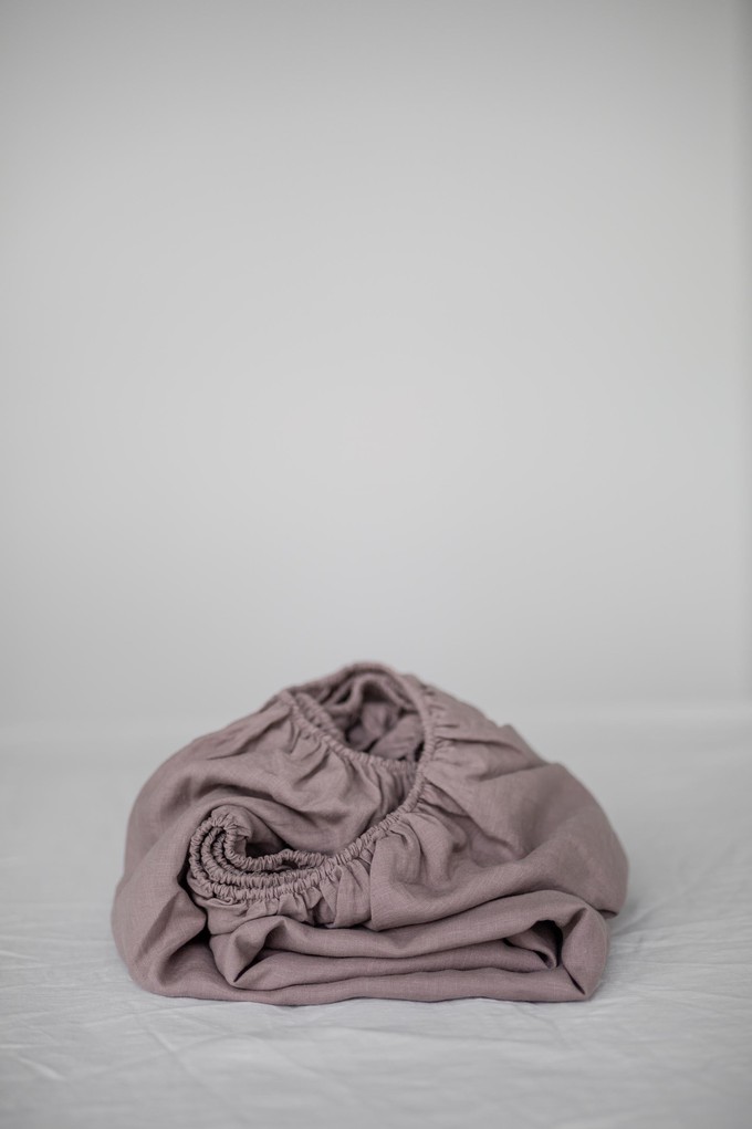 Linen fitted sheet in Rosy Brown from AmourLinen