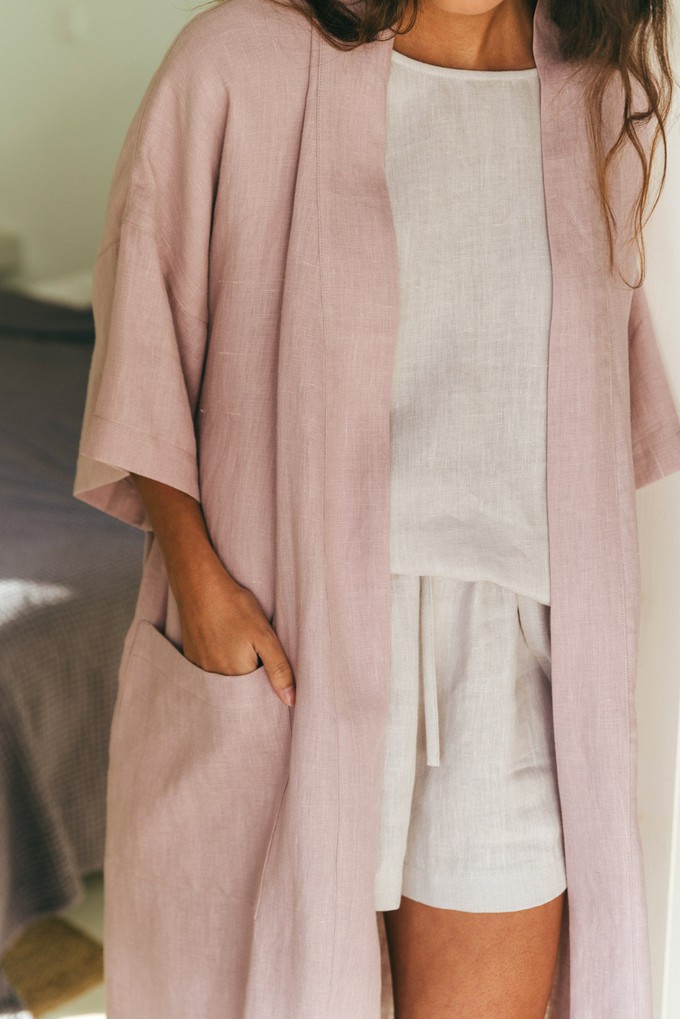 Midnight linen bathrobe in Dusty Rose from AmourLinen