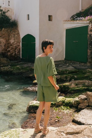 BETTY shorts in Matcha Green from AmourLinen