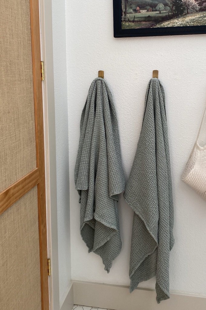 Linen waffle towel set from AmourLinen