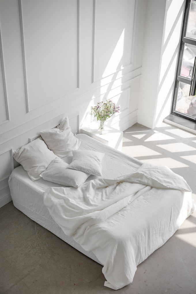 Linen duvet cover in White from AmourLinen