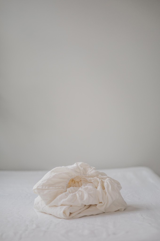 Linen fitted sheet in White from AmourLinen