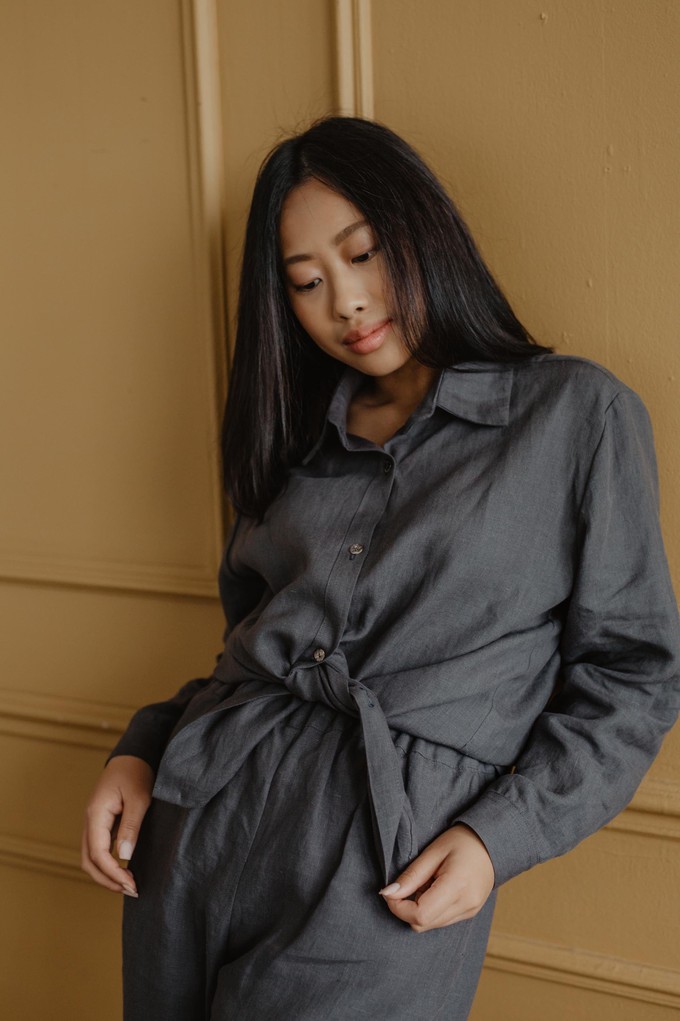 Odense casual linen shirt in Charcoal from AmourLinen