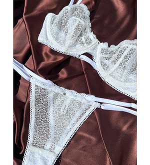 Saga Underwire String Set from Anekdot