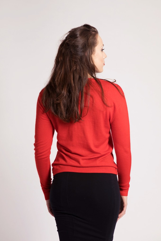 Red Cashmere Sweater with Gold Embroidery from Asneh