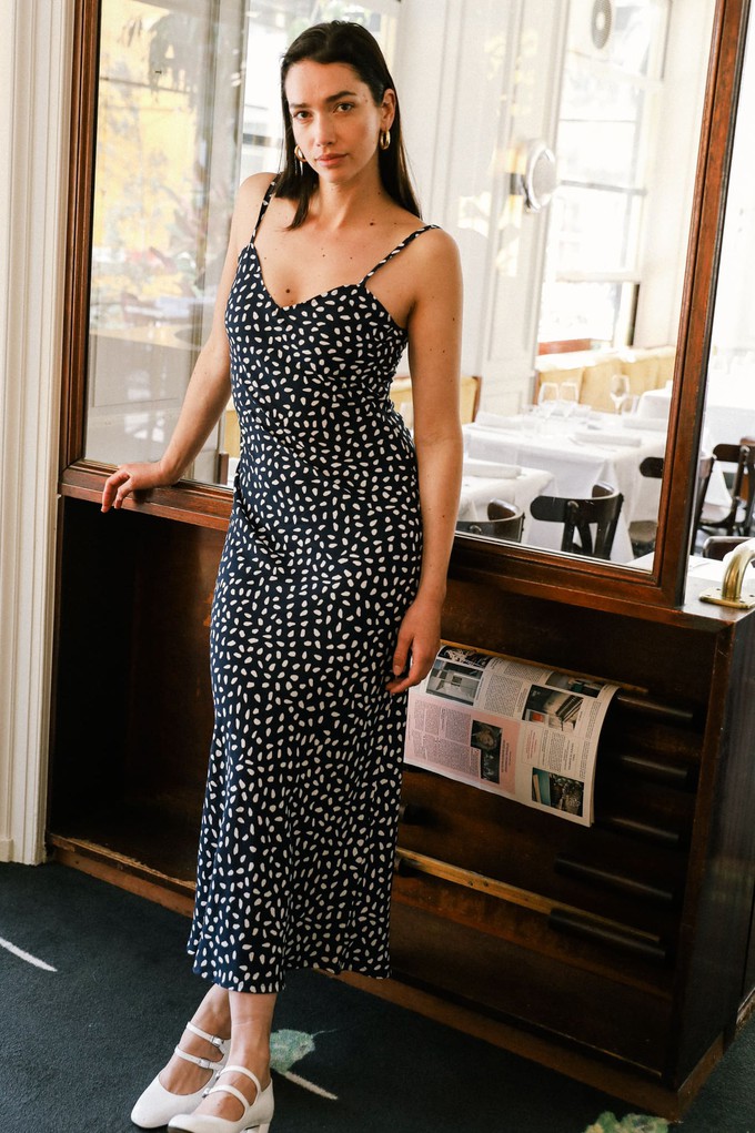 Dress Jade navy from avani apparel