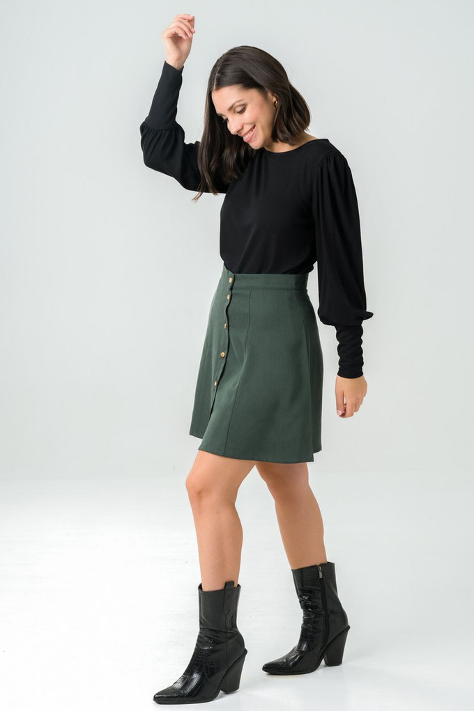 Skirt Parrotia green from avani apparel