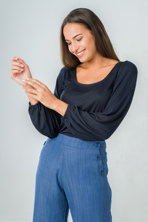 Top Kalmia navy from avani apparel