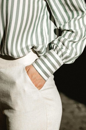 Shirt Kauri green from avani apparel