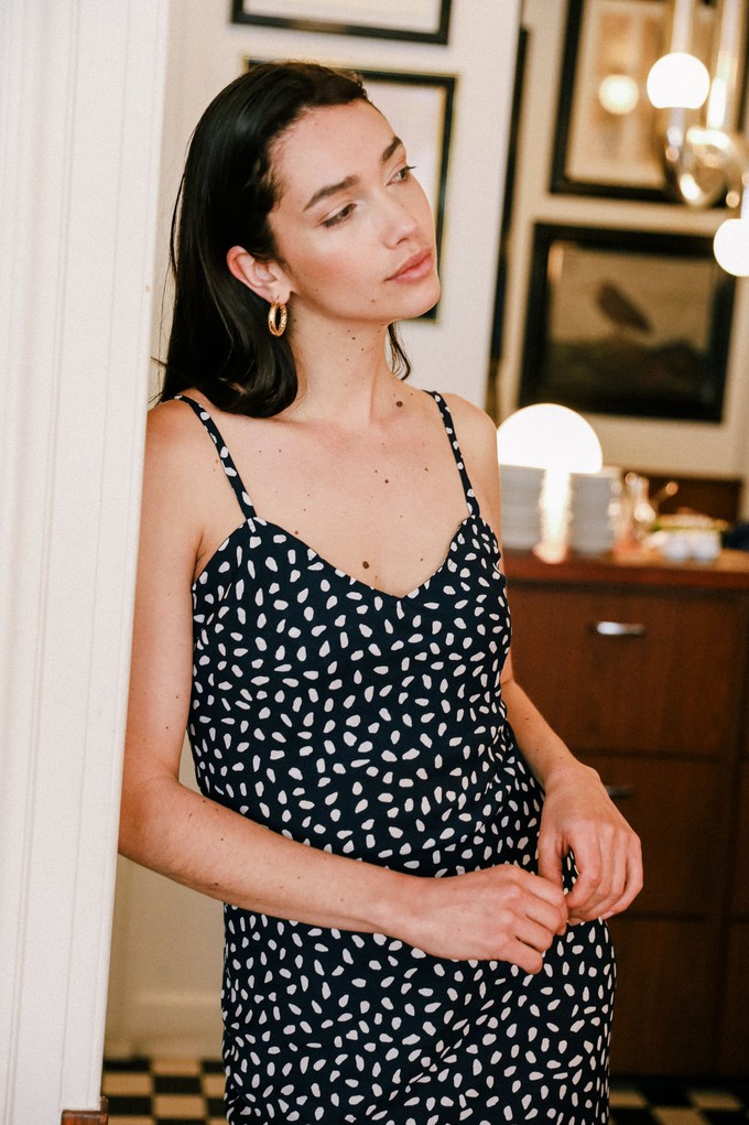Dress Jade navy from avani apparel