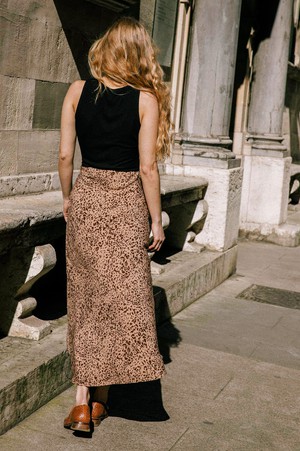Skirt Iris leopard from avani apparel