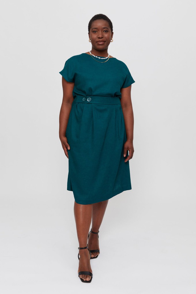 Sati | Midi Dress with Boat Neck in Green from AYANI