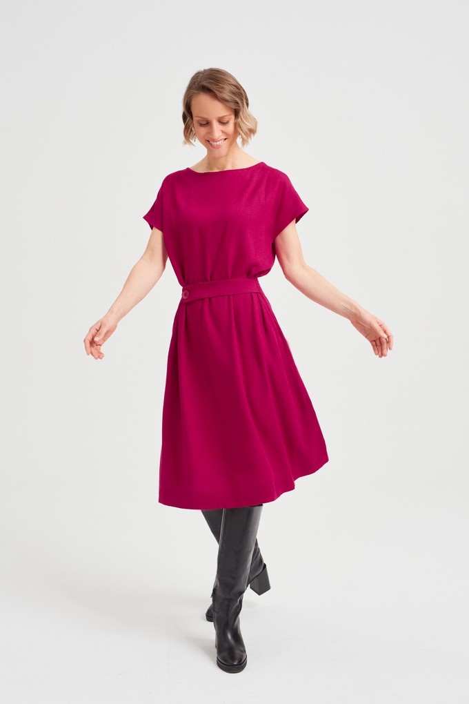 Sati | Midi Dress with Boat Neck in Cherry Red from AYANI