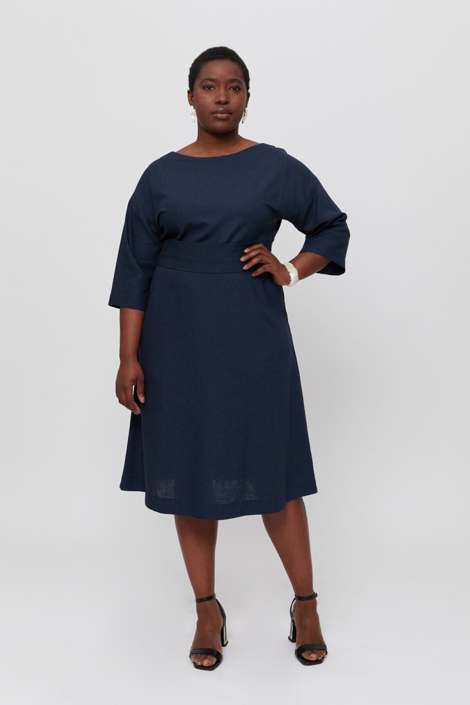 Mane | Elegant Midi Dress with Kimono Belt in Black-Blue from AYANI