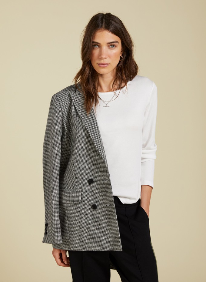 Krystea Luxe Crew Neck Top from Baukjen