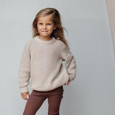 Skylar Sweater // KIDS // Biologische Katoen // Latte Beige van Be Kind