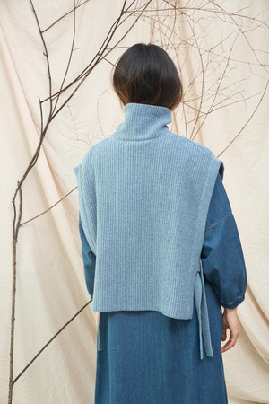 Kanon Recycled Wool Knitted Vest in Sky Blue Marl from Beaumont Organic