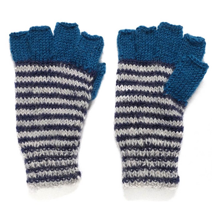 Hand knitted Wool Mittens from BIBICO