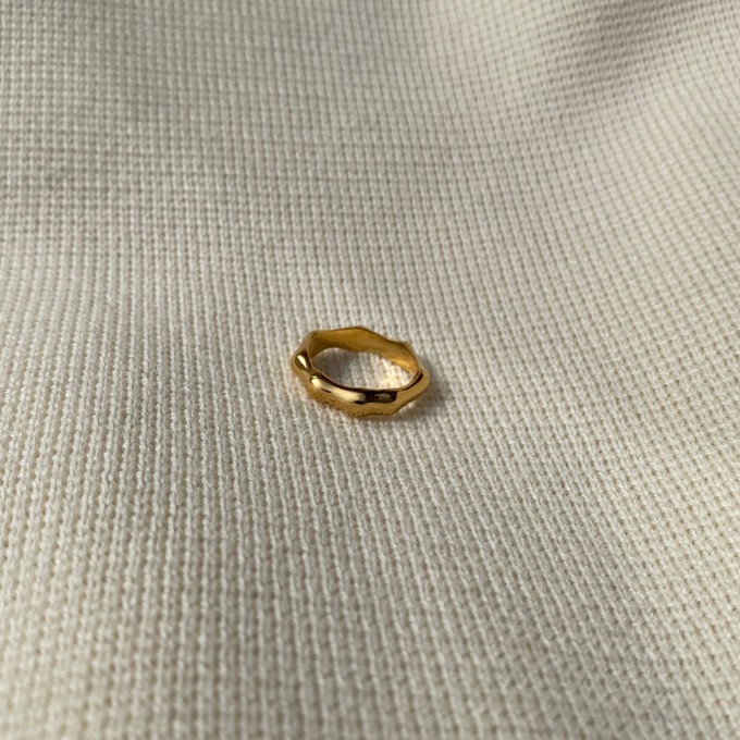 THE BAMBOO RING - solid gold from Bound Studios