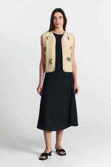 Aneto gilet embroidery - beige via Brand Mission