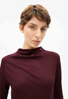 Calunaa coltrui - dark cranberry via Brand Mission