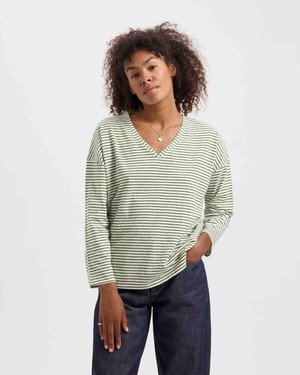 Yulia t-shirt -pine green/off white from Brand Mission