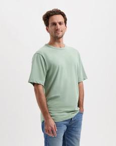 Liam linnen t-shirt - soft petrol via Brand Mission