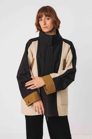 Kase coat - cream from Brand Mission