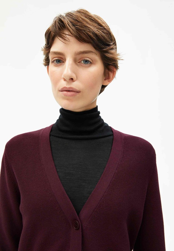 menaal links links - dark cranberry from Brand Mission