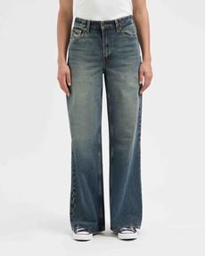 Harper loose flared jeans - retro blue via Brand Mission