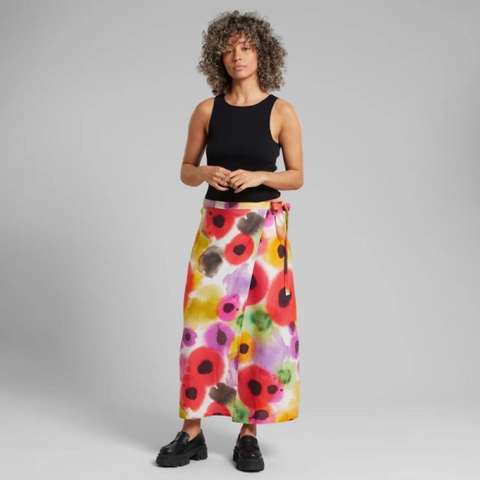 Wikkel rok - stilleryd abstract floral from Brand Mission