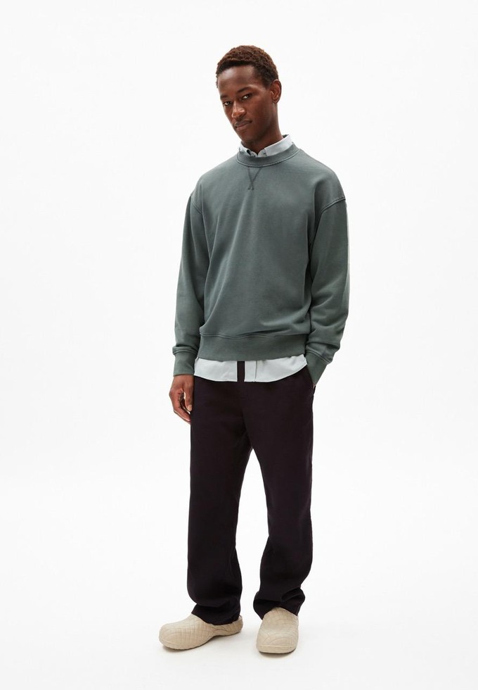 Esaad sweater - gmt dye space steel from Brand Mission