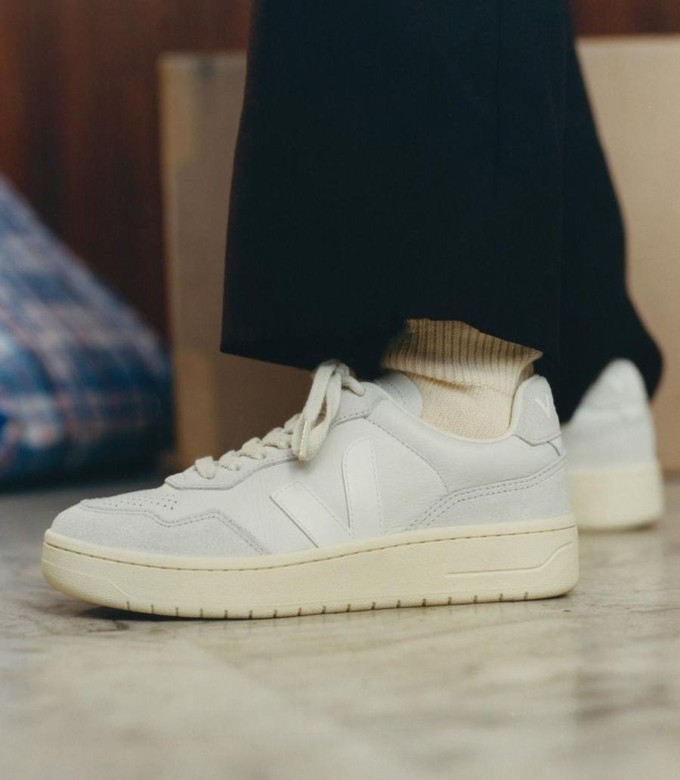 V90 sneaker - gravel white from Brand Mission