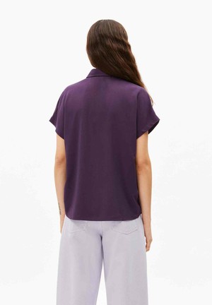 Larisaana blouse - vivid voilet from Brand Mission